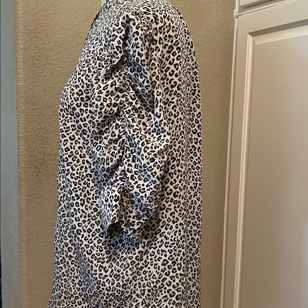 FRAME Leopard Caramel Multi Shirred Button up Medium M Top Shirt Blouse - Picture 5 of 10